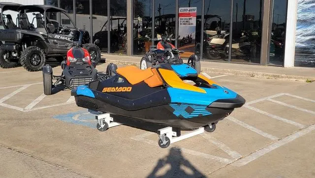 Slide: The Image of Sea-Doo Spark Trixx for 1 2026 - 4