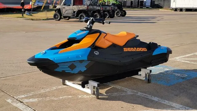 Slide: The Image of Sea-Doo Spark Trixx for 1 2026 - 8