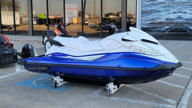 Slide: The Image of Yamaha GP SVHO 2025 - 3