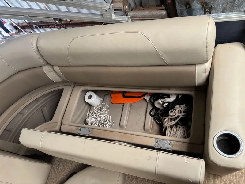 Slide: The Image of Misty Harbor 2085 2019 - 23