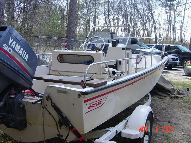 Slide: The Image of Boston Whaler Montauk 1995 - 1