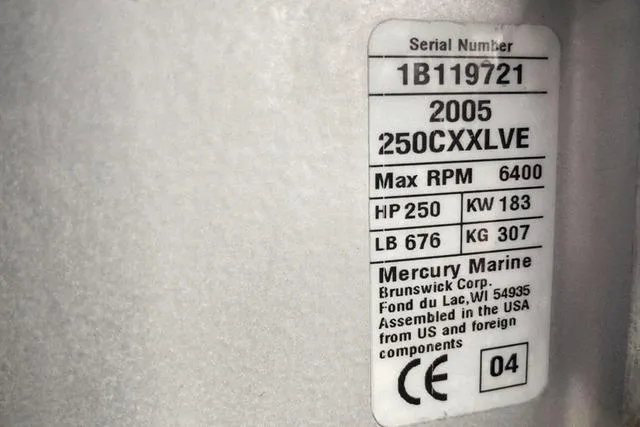 Slide: The Image of 2005 Pro-Line 30 Walkaround engine label, Mercury Marine, 250 HP, serial 1B119721. - 16