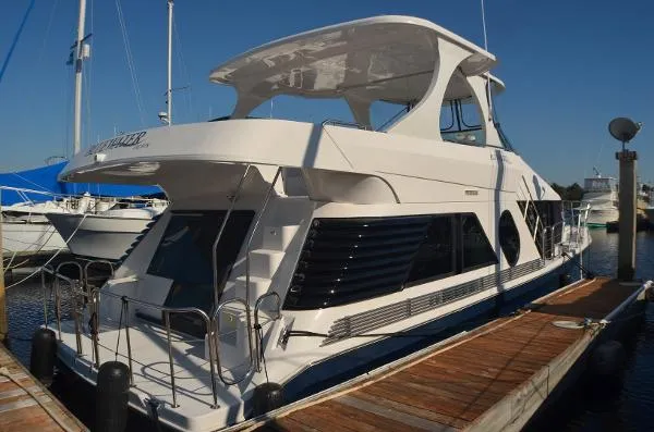 Slide: The Image of Blue Water 5200 Custom w/Cummins 2008 - 3