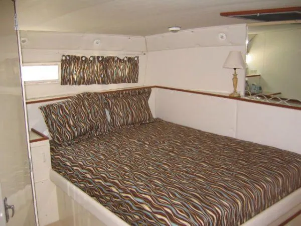Slide: The Image of Bertram 46 Motor Yacht 1974 - 10
