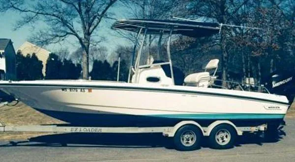 Slide: The Image of Boston Whaler 230 Dauntless w/ Trailer 2008 - 1