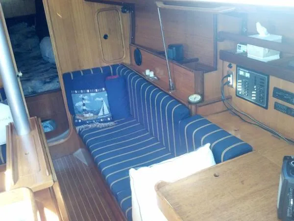 Slide: The Image of Beneteau Oceanis 350 1988 - 7
