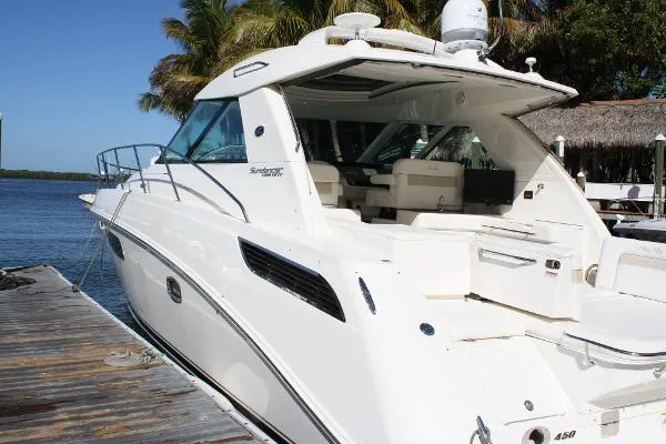 Slide: The Image of Sea Ray 450 Sundancer 480 Zeus 2011 - 4
