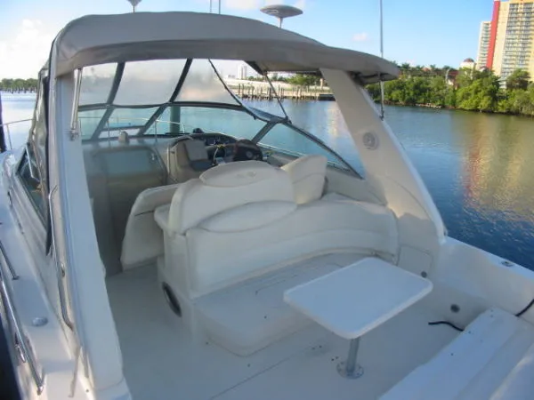 Slide: The Image of Sea Ray Sundancer 2002 - 1
