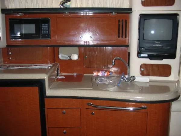 Slide: The Image of Sea Ray Sundancer 2002 - 6