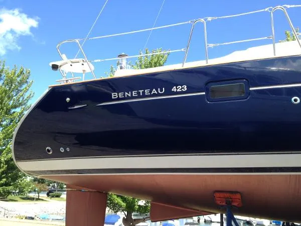 Slide: The Image of Beneteau 423 2006 - 3