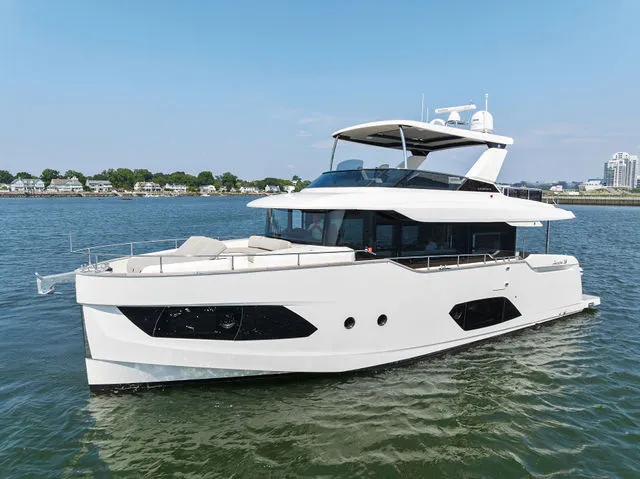 Slide: The Image of Absolute Navetta 58 2026 - 37