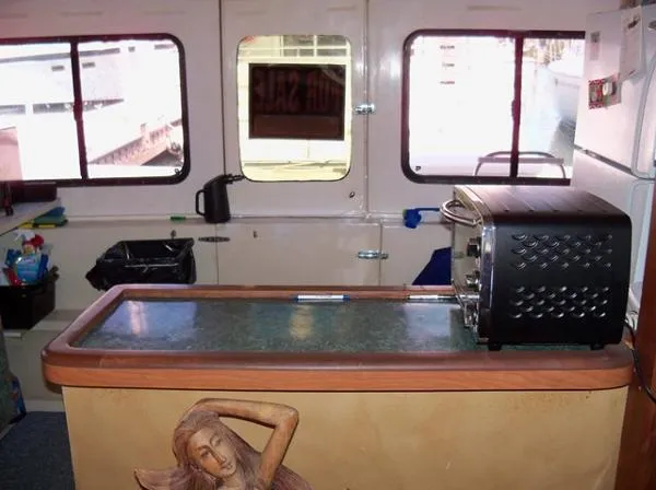 Slide: The Image of Bluewater Coastal Cruiser 1985 - 5