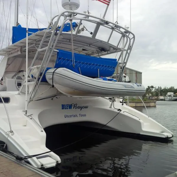 Slide: The Image of Manta 42 MkII 2006 - 1
