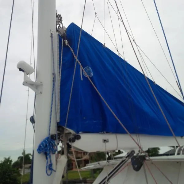 Slide: The Image of Manta 42 MkII 2006 - 4
