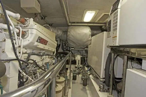 Slide: The Image of Northern Marine 2002 - 7