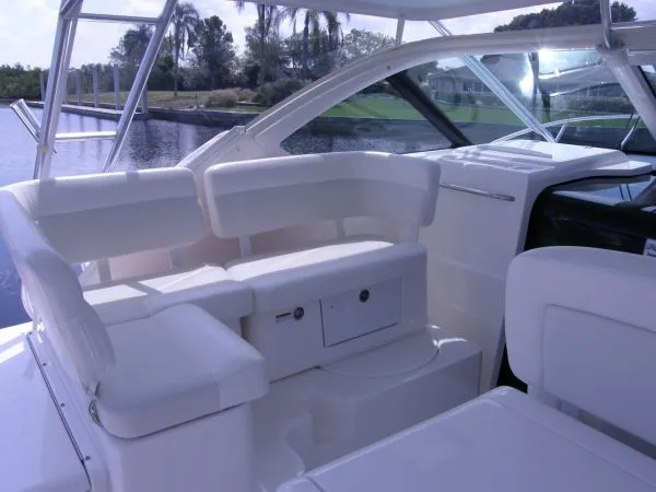 Slide: The Image of Tiara 36 Open Volvo IPS 500 BR4352 2009 - 9