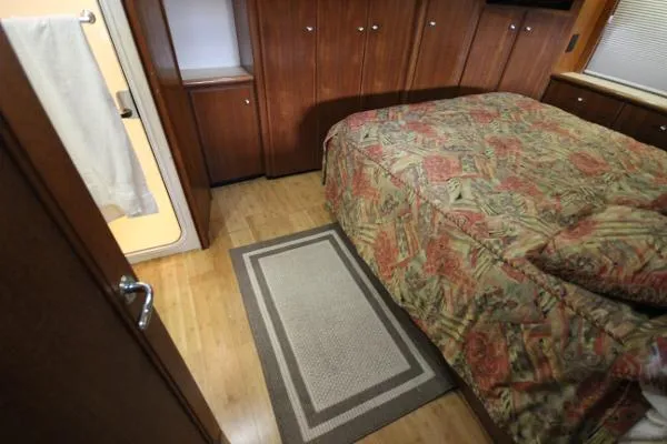 Slide: The Image of Carver 455 Aft Cabin 1998 - 11