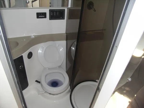 Slide: The Image of Wellcraft 3600 Martinique 1998 - 4