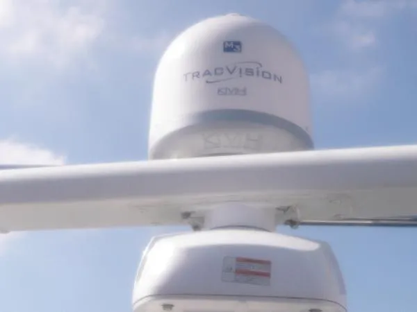 Slide: The Image of Sea Ray 450 Express Bridge 1999 - 4