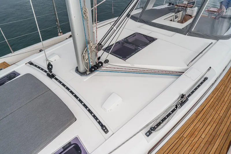 Slide: The Image of 2022 Beneteau Oceanis Yacht 54 deck with sleek design and modern fittings. - 77