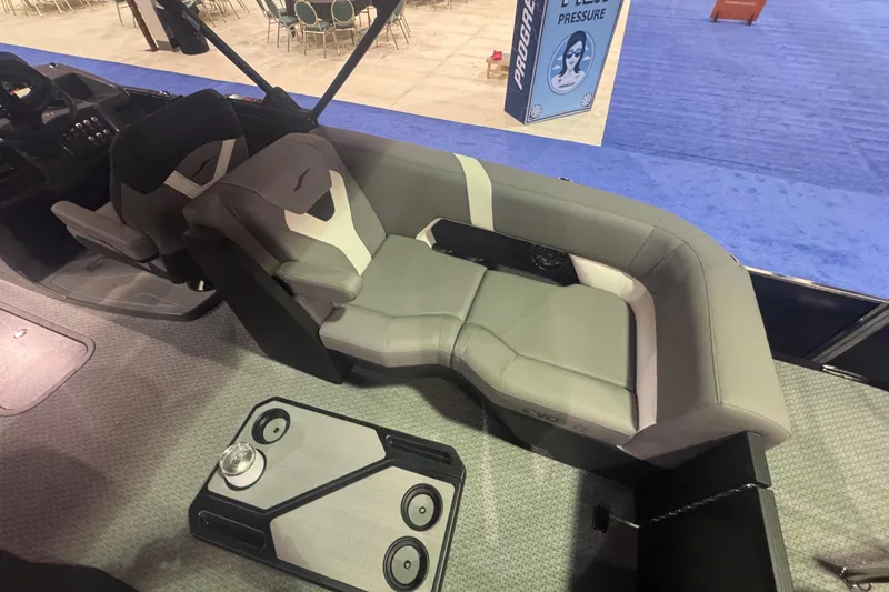 Slide: The Image of Luxurious gray seating in Evotti 521QL boat, model 2026. - 10