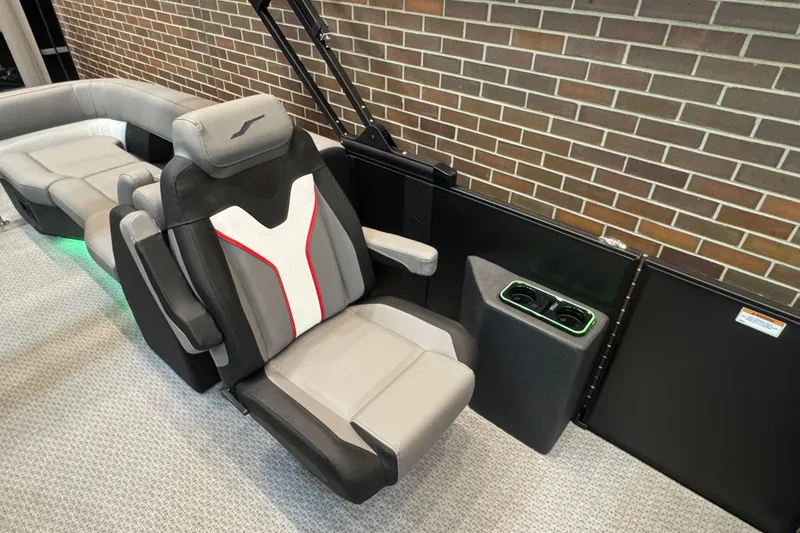 Slide: The Image of Luxury seating in 2026 Evotti 725QL boat, featuring modern design and cup holders. - 7