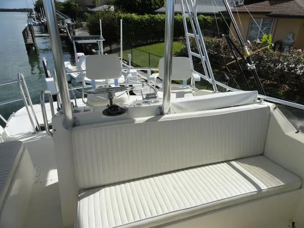 Slide: The Image of Hatteras 46 SPORTFISH 1979 - 11