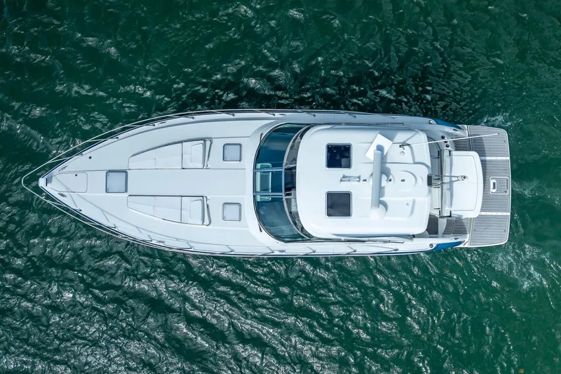 Slide: The Image of Overhead view of 2022 Formula 40 Performance Cruiser on water. - 8
