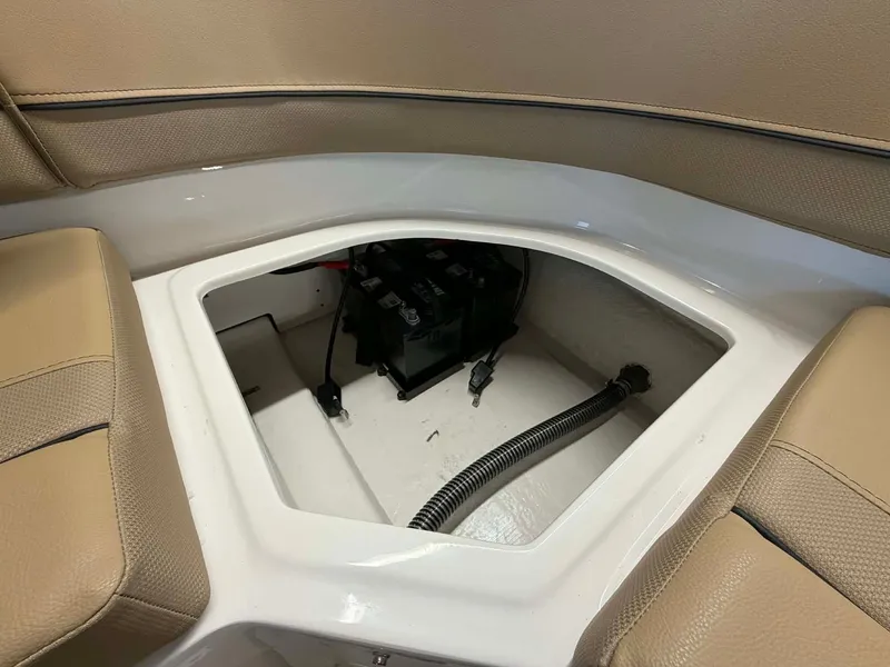 Slide: The Image of View of the battery compartment in Bayliner V20 2026. - 17