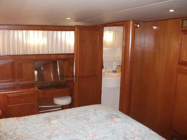 Slide: The Image of Ocean Alexander 546 Yachtfisher 1995 - 11