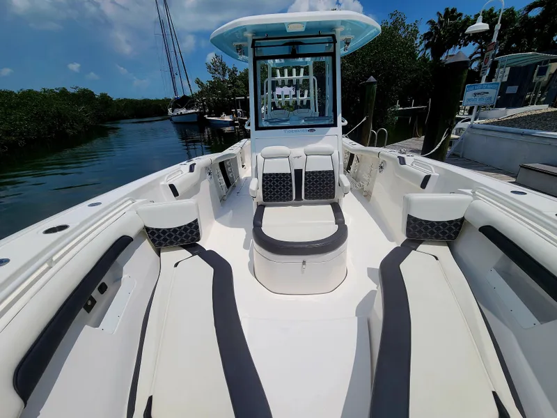Slide: The Image of 2022 TIDEWATER 292 CC - Image 20 - 20