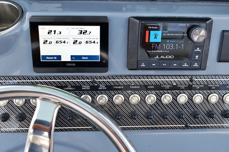 Slide: The Image of 2022 TIDEWATER 292 CC - Image 31 - 31