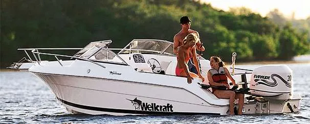 Slide: The Image of Wellcraft 210 Sportsman 1998 - 11