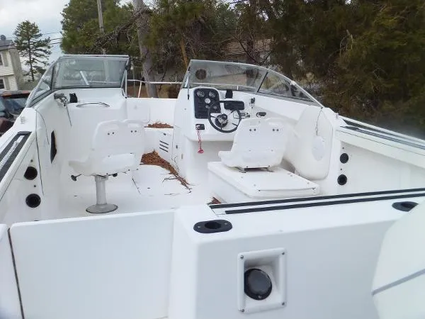 Slide: The Image of Wellcraft 210 Sportsman 1998 - 8