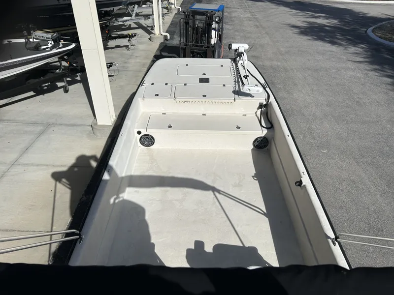 Slide: The Image of Carolina 2480 DLX 2019 - 12