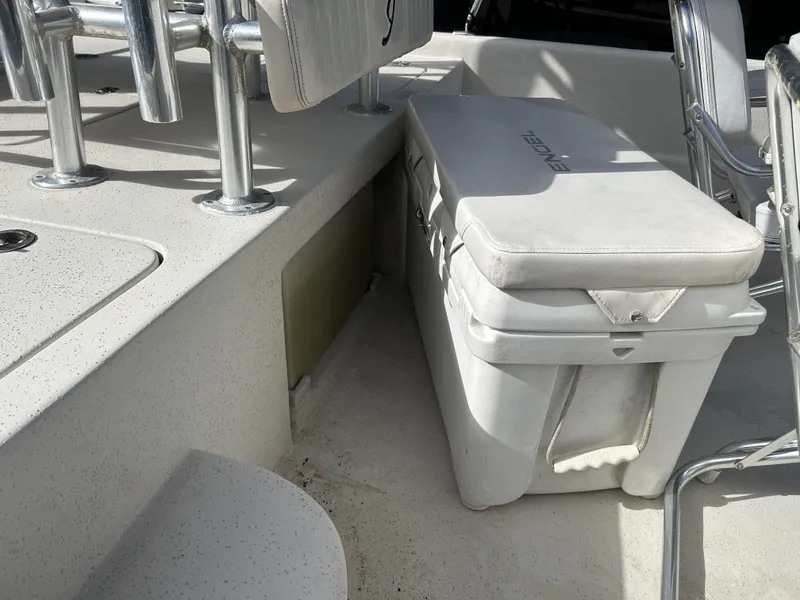 Slide: The Image of Carolina 2480 DLX 2019 - 35