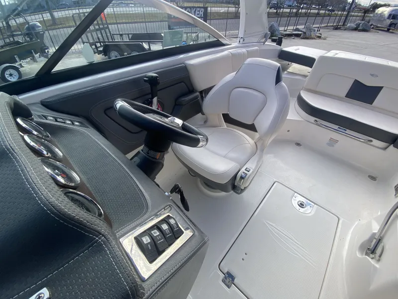 Slide: The Image of Chaparral 227 SSX 2017 - 9