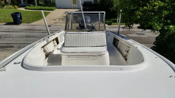 Slide: The Image of Mako 192 CC Yamaha 4 stroke 1995 - 3