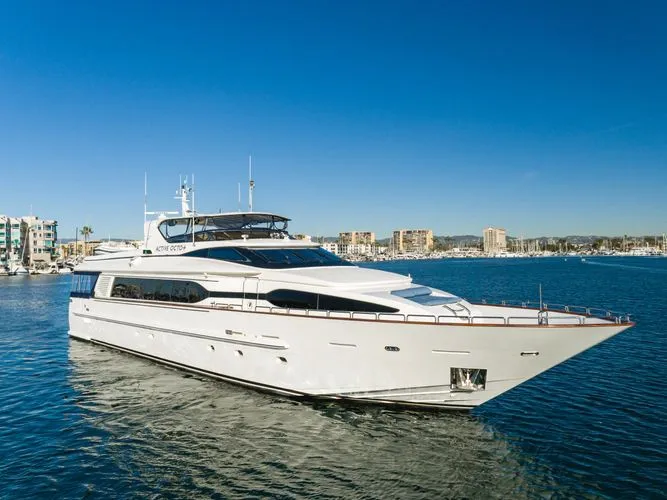 The Image of 2002 Destiny 104 Raised Pilothouse - Image 1 - 1