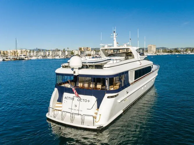 Slide: The Image of 2002 Destiny 104 Raised Pilothouse - Image 12 - 12