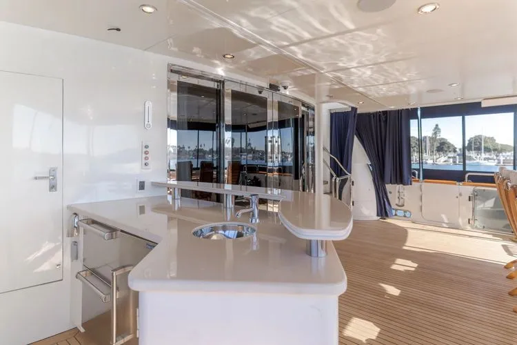 Slide: The Image of 2002 Destiny 104 Raised Pilothouse - Image 16 - 16