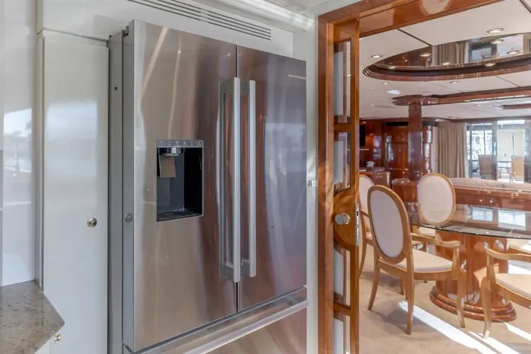 Slide: The Image of 2002 Destiny 104 Raised Pilothouse - Image 37 - 37