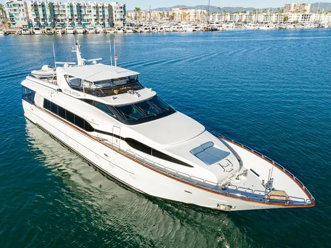 Slide: The Image of 2002 Destiny 104 Raised Pilothouse - Image 4 - 4