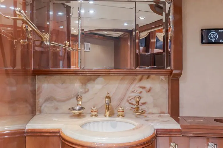 Slide: The Image of 2002 Destiny 104 Raised Pilothouse - Image 43 - 43