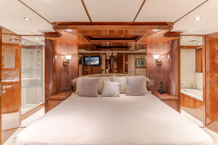 Slide: The Image of 2002 Destiny 104 Raised Pilothouse - Image 46 - 46