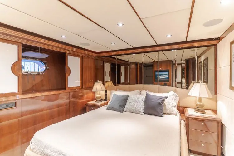 Slide: The Image of 2002 Destiny 104 Raised Pilothouse - Image 49 - 49