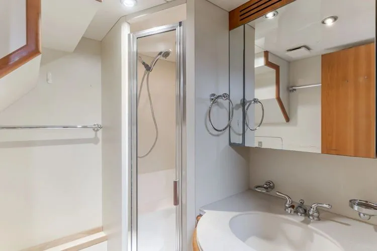 Slide: The Image of 2002 Destiny 104 Raised Pilothouse - Image 58 - 58