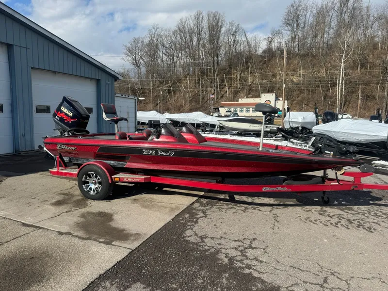 Slide: The Image of Blazer 202 Pro-V 2002 - 23