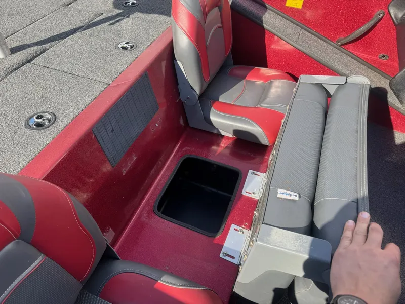 Slide: The Image of Blazer 202 Pro-V 2002 - 6