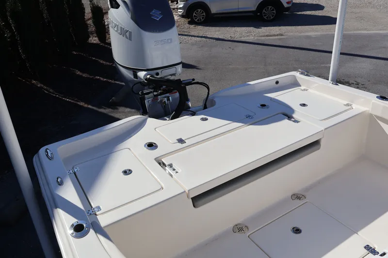 Slide: The Image of Avenger 26 AV 2026 - 3